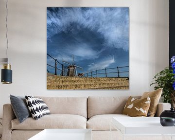 Brug en windmolen van het Friese stadje Sloten by Harrie Muis