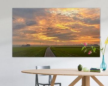 zonsopkomst in het Noord-Hollands landschap van eric van der eijk