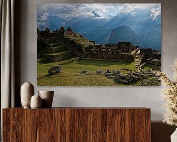 Machu Picchu opkomende zon by Max van Oppenraaij