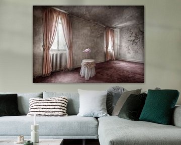 Pink living room with flamingo by Marcel van Balken