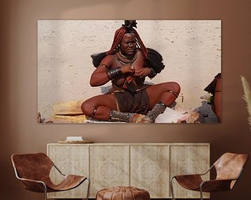 Himba vrouw van Erna Haarsma-Hoogterp