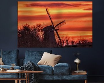 Molen bij zonsopgang. Mill by sunrise van Marianne Ouwerkerk