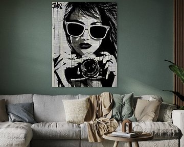 SHOOT by LOUI JOVER