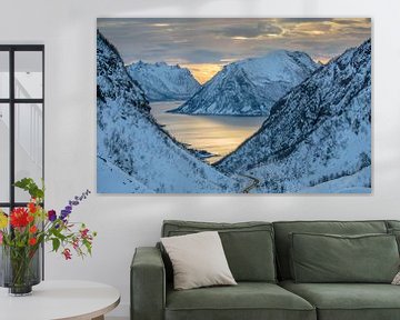 Paysage de Senja au nord de la Norvège en hiver sur Chris Stenger