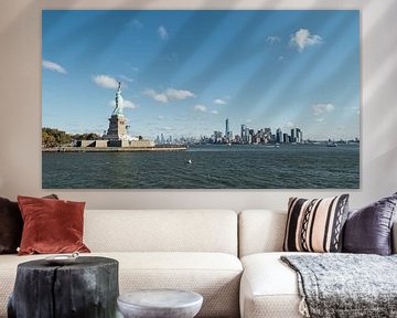 Statue of Liberty and Manhattan by Bas de Glopper