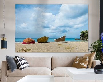 Little boats at the beach at Curacao von Inge Jansen