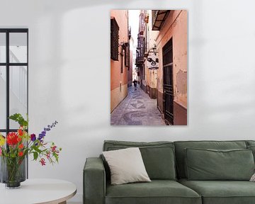 Straße in Malaga von Kees van Dun