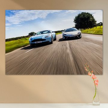 Mclaren 570GT vs Aston Martin DB11