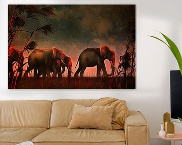 Tierreich  – Elefanten laufen gemeinsam zu ihrem Wasserloch von Jan Keteleer