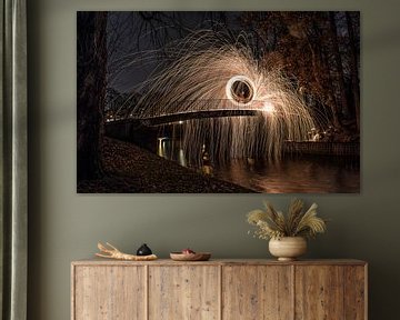 Lightpainten op een brug by Lars Mol