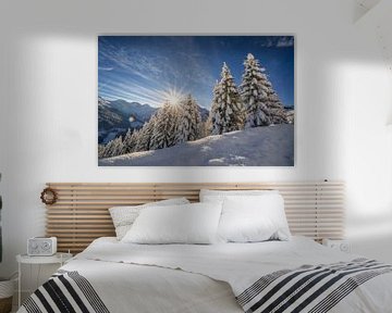 Zon en verse sneeuw in bergen van Oostenrijk von Ralf van de Veerdonk