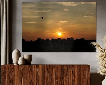 Zonsondergang met Luchtballonnen von Bram Claassen