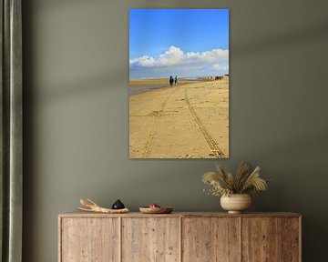 ruiters op Renesse strand von Bram Claassen