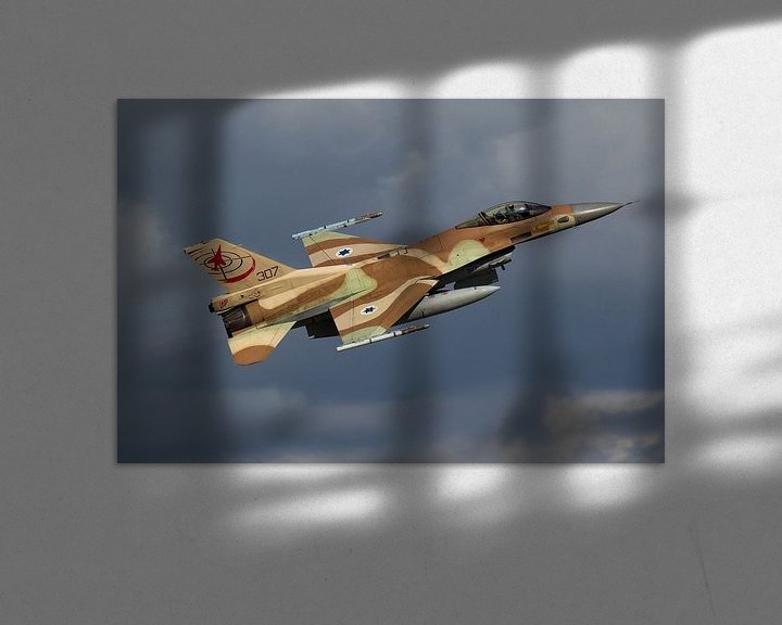 Impression: F-16 de l'armée de l'air israélienne combattant le Falcon sur Dirk Jan de Ridder