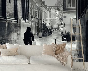 Street photography in Utrecht. Under the Dom in Utrecht towards the Servetstraat in winter.  (Utrech by André Blom Fotografie Utrecht