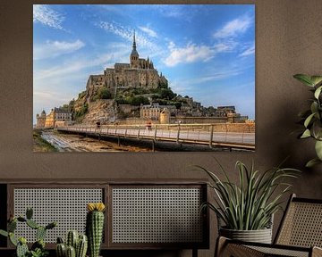 Mont Saint-Michel met blauwe lucht van Dennis van de Water