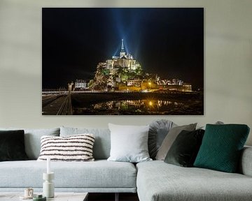 Mont Saint-Michel in de nacht van Dennis van de Water