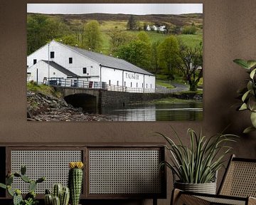 Talisker Scotch Whisky Brennerei in Schottland von iPics Photography