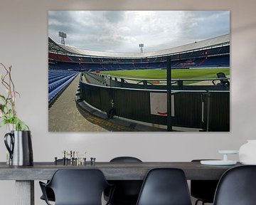 Feyenoord stadion de Kuip net naast het veld by ticus media
