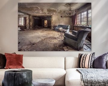 Urbex - Woonkamer by Angelique Brunas