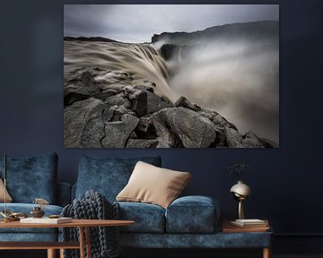 De waterval Dettifoss in Noord IJsland van Gerry van Roosmalen