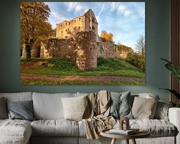 Ruine der Minneburg im Herbst