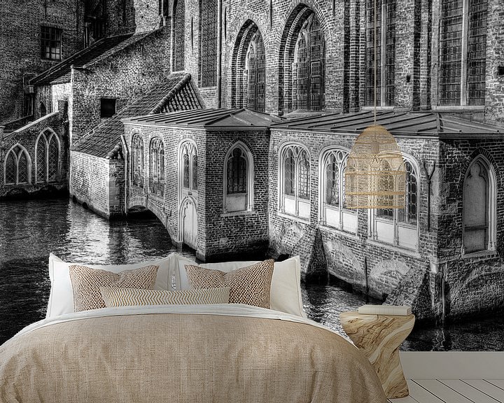 Sfeerimpressie behang: Oud Sint-Janshospitaal, Brugge België, zwart-wit van Watze D. de Haan