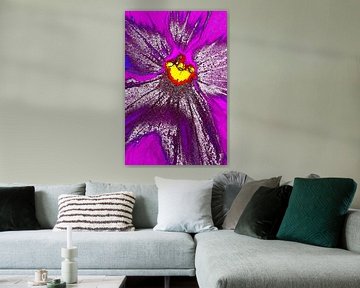 Flower in Purple van De Rover