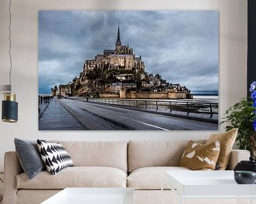 Mont Saint-Michel met wolken