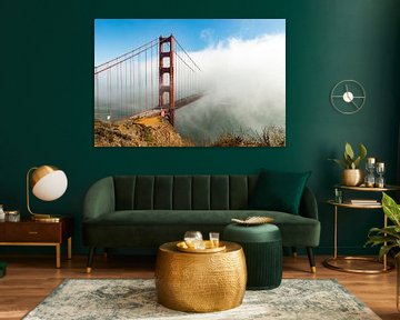 Golden Gate Bridge in de mist van Martijn Bravenboer