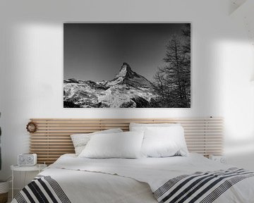 De Matterhorn op een heldere winterdag vlakbij Zermatt, in Wallis, Zwitserland