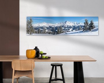 Bergpanorama "Dachstein im Winter" von Coen Weesjes
