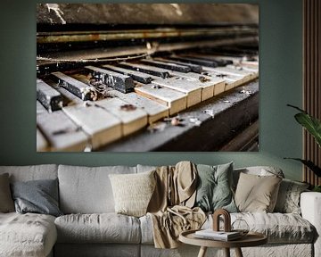 Urbex Piano van Rens Bok