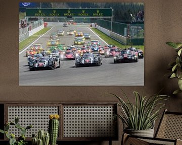 FIA WEC race start op Spa Francorchamps met Porsche op pole position van Sjoerd van der Wal Fotografie