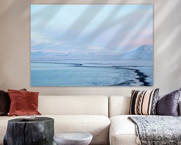 Isländische Landschaft bei Sonnenuntergang - 3 von Danny Budts