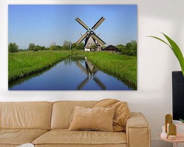 Traditional Dutch wooden windmill sur Jarretera Photos