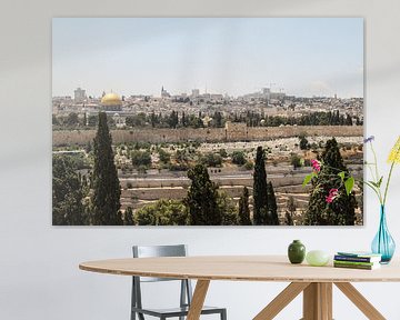 Uitzicht op de oude stad - Jeruzalem van Lotte Sukel