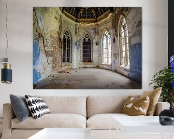 Kasteel / Chateau Hogemeyer, België - Urbex / plafond / blauw / glas in lood / ramen  / verval van Art By Dominic