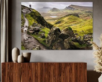 Quiraing, Isle of Skye, Schotland met wolkenlucht van Paul van Putten