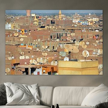 Statue satalite Egypte sur les toits de Louxor sur Ellinor Creation