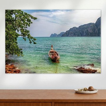 A magical shot of an abandoned sea at Ko Phi Phi