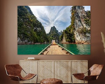 Prachtige bergen in Khao Sok National Park (Thailand) van Martijn Mur
