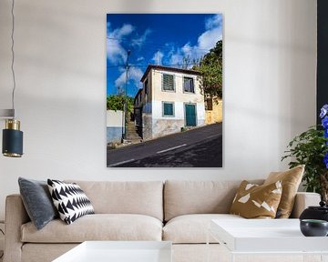 Building and steeply road in Funchal on the island Madeira sur Rico Ködder