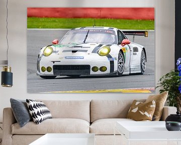 Porsche Team Manthey Porsche 911 RSR racewagen van Sjoerd van der Wal