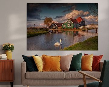 De Zaanse Schans met zonsondergang. van ingrid schot