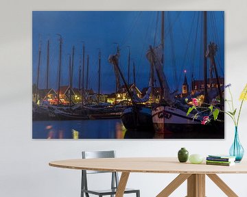 Avondfoto van de haven van Volendam tijdens de Pieperrace van Jack Koning