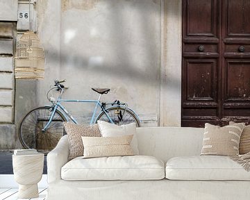 Weinlesefahrrad in den Straßen von Pietrasanta Italien von Thomas Boudewijn