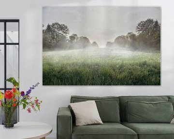 Rustgevende Groningse Heide in de Lente – Mistige Ochtend Fotokunst voor een Verfrissend Interieur van Elianne van Turennout