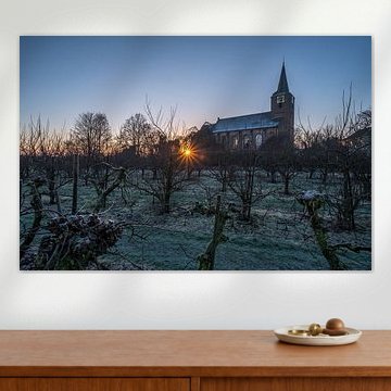 Zonsopkomst bij kerk Erichem