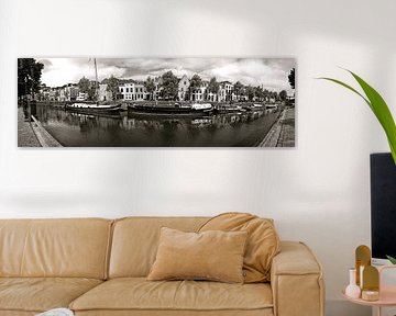 Pano Wide Port black/white by Leo van Valkenburg
